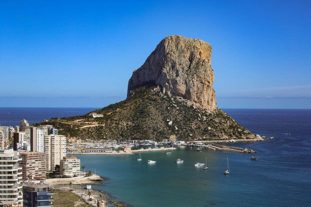Calpe Beach: Uncovering 2023's Top Spots 11 calpe-beach