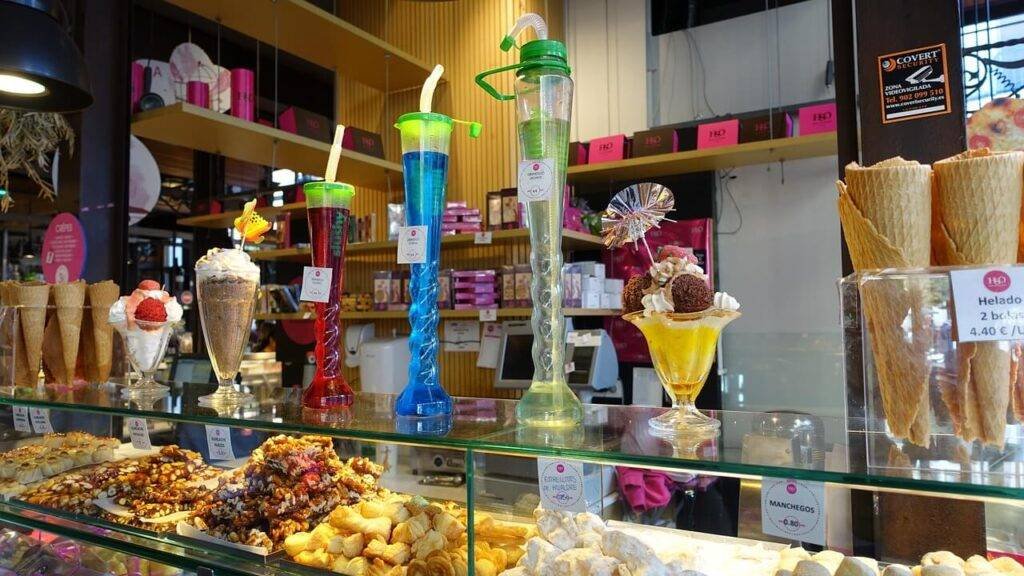 Madrid Nightlife: Top 10 Things to Do After Dark 4 food-things to do in madrid at night