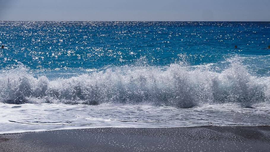 Discover Pefkoulia Beach: Greece's Hidden Gem 3 Pefkoulia Beach