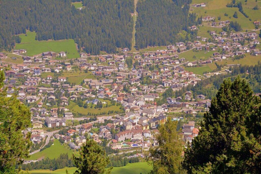Monte Seceda Peaks: A Trailblazer's Guide to Alpine Dreams 10 Ortisei