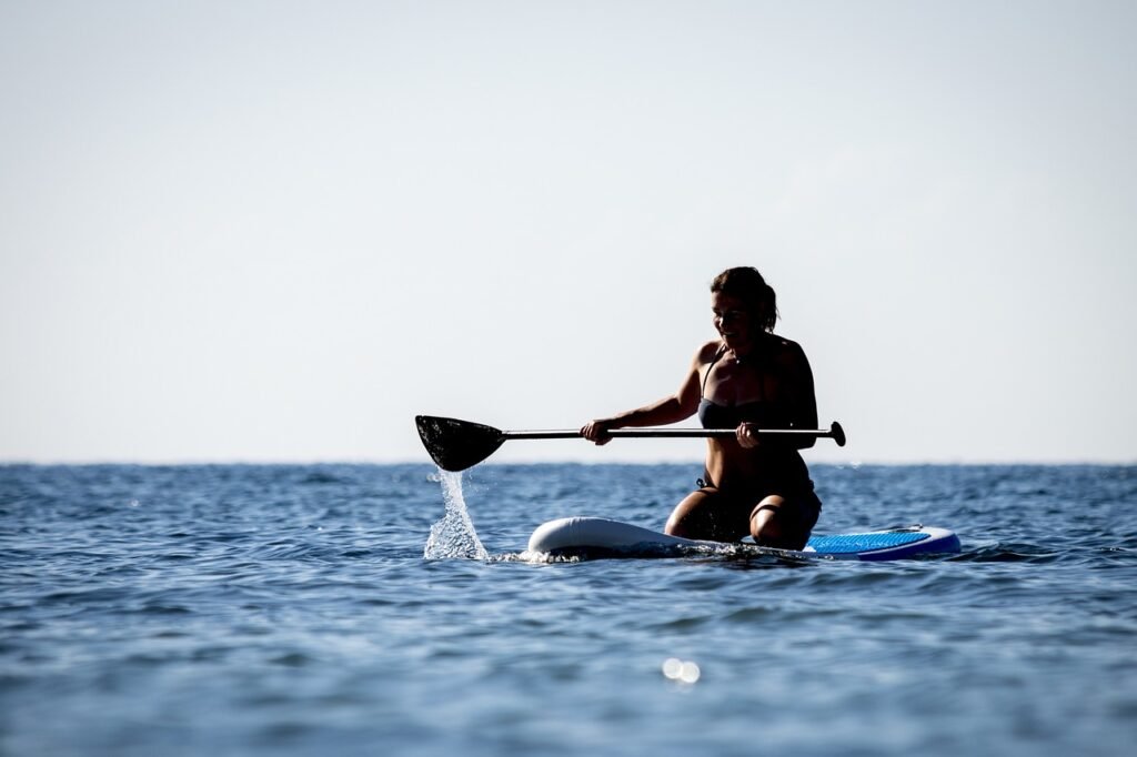 Beyond the Waves: Explore Waikiki Beach, Oahu's Coastal Gem 20 Stand-Up-Paddleboarding