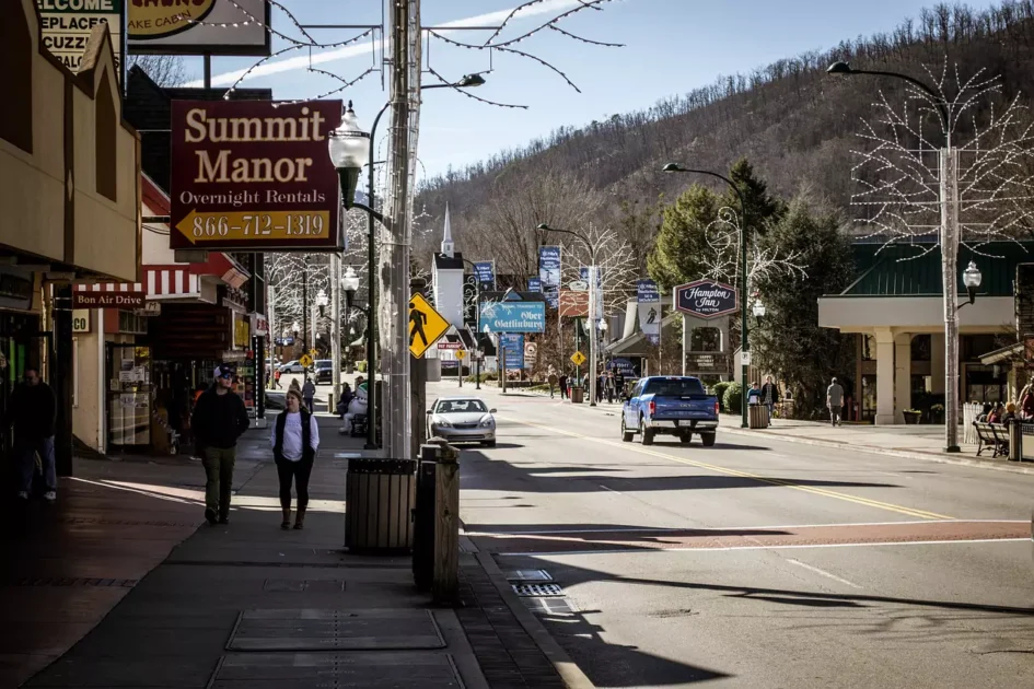 Top Romantic Spots: Places To Visit In Tennessee For Couples 8 Places-to-Visit-in-Tennessee-for-Couples